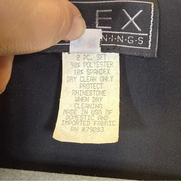 Alex Evenings Elegant Black Velvety Jacket. Size 6. Rhinestones on the edges. - Picture 5 of 7